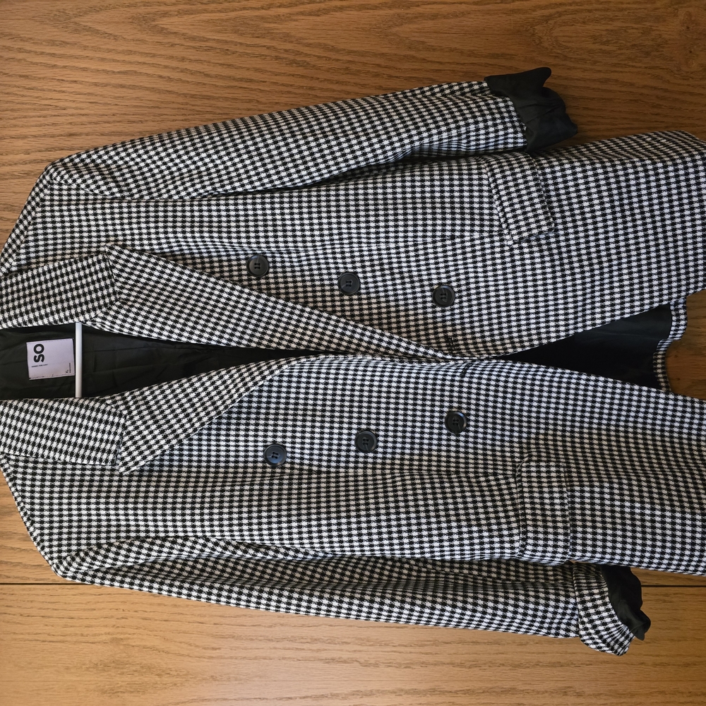 SO Black and White Blazer Classic Check Pattern